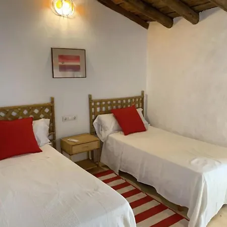 Astarte House Up Holiday home *